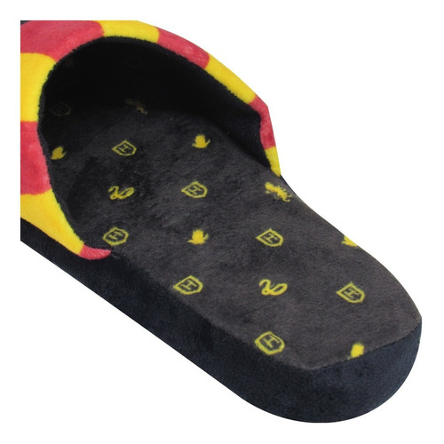 Imagem 5 de 6 de Pantufa Chinelo Brasão Hogwarts - Harry Potter Original