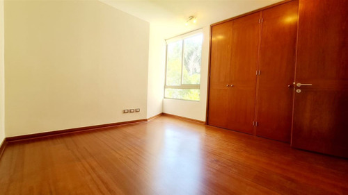 Departamento 4 Dormitorios En Arriendo En Vitacura