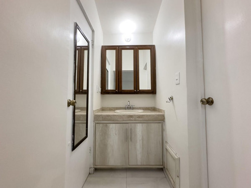 Hermosa Casa En Renta Completamente Equipada, Ubicada Al Poniente De La Ciudad