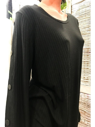Remeron Negro Marca Ver