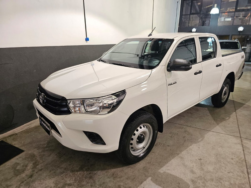 Toyota Hilux 2.4 Cd Dx 150cv 4x4