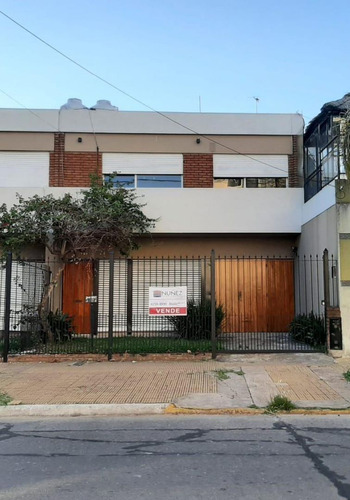 Venta Departamento 3 Ambientes Bernal