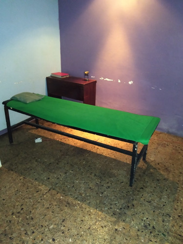 Imagen 4 de 9 de Se Vende Local Comercial En El C.c. Vistamar Alexis Quinan 0416.081.70.64