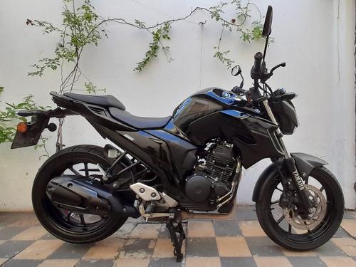 Imagen 1 de 11 de Yamaha Fz25