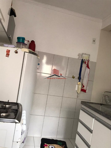Imagem 4 de 10 de Apartamento De 2 Quartos No Camargos - 2229