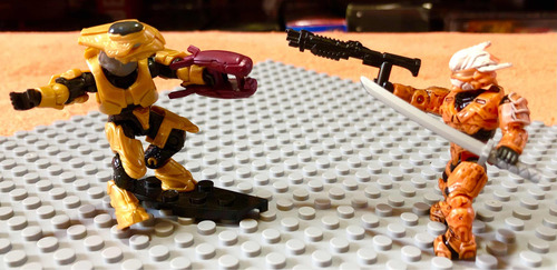 Megabloks Mega Construx Halo Ayabusa Naranja Vs Elite Ultra (Usado)