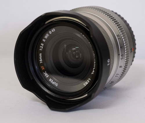 Imagem 3 de 6 de Objetiva Fujifilm Xf/16mm F/2.8