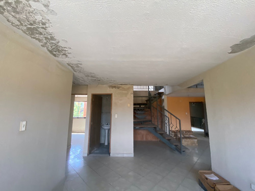En Venta Pent House, Res. Poblado De San Diego
