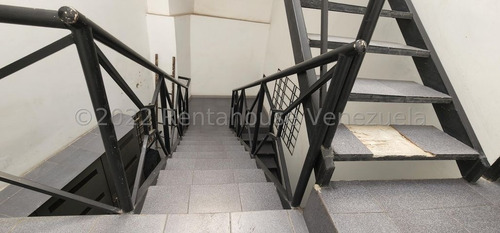 Imagen 22 de 28 de Sabana Grande Edifico Dde Oportunidad Listo Para La Venta.. Locales Comerciales Y Oficinas Con Su Baño..! Carlos Zambrano 0424 283 6665 Codigo: Mls #23-4780