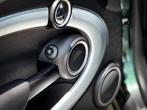 Mini Cooper 1.6 R56 Lci Connected