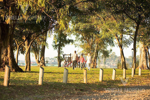Lote Centrico A Metros Del Centro De Actividades