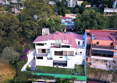 Casa En Venta En Bosque De Las Lomas
