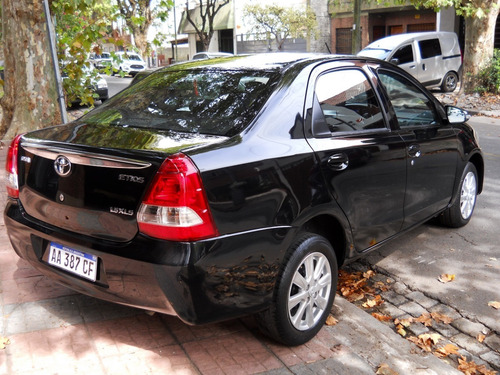 Totota Etios