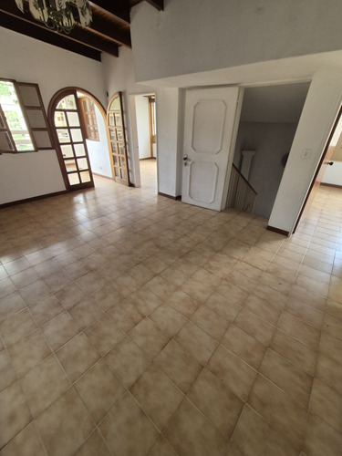 Habitación En Alquiler (3) Montalbán Damas Estudiantes O Tra