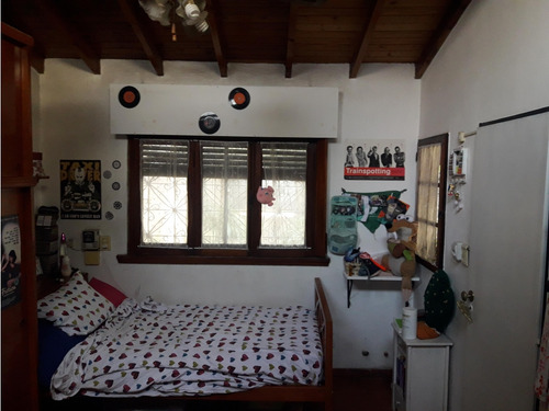 Casa 4 Ambientes - Castelar Sur