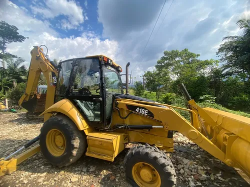Retroexcavadora Caterpillar 416e Mod 2015