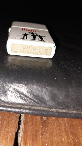 Encendedor Zippo The Beatles Silhouette White 24060 (Usado)