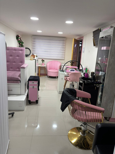 Peluqueria Equipada Miraflores Alto