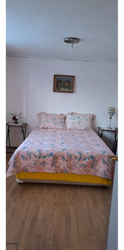 Vende Casa Grande 4 Dorm, 2 Baños, A Pocas Cuadras Metro Rod