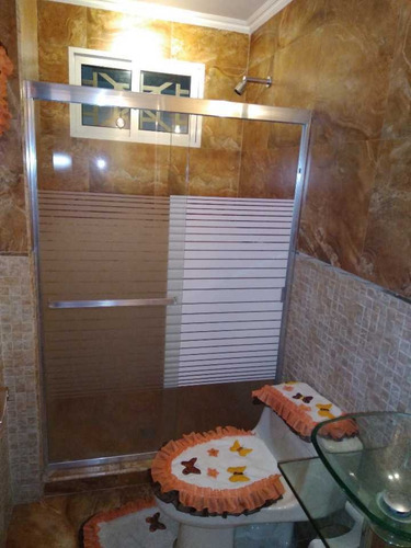 Imagen 22 de 30 de Casa En Venta. Urb. Andrés Bello. Maracay