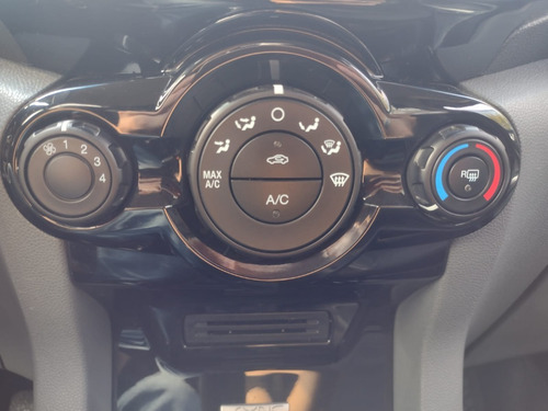 Imagem 4 de 14 de Ecosport
