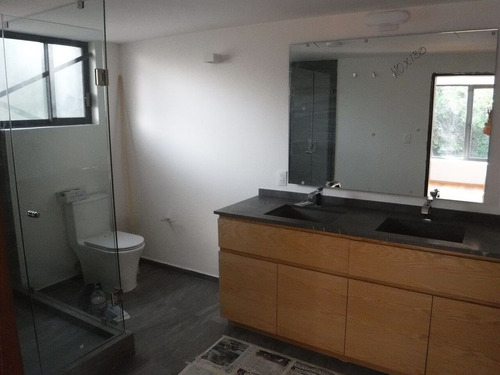 Casa Recien Remodelada A Una Cuadra De Monte Libano