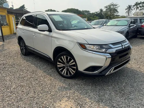 Mitsubishi Outlander 2.4 Es Cvt