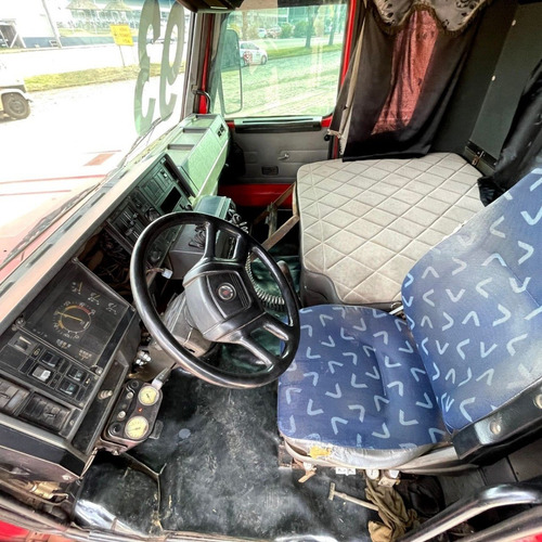 Imagem 10 de 15 de Caminhão Scania 113 - 6x2