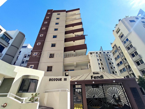 Apartamento En Venta, Urb El Bosque, Las Delicias 24-12011 Yr