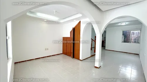 ¡casa En Venta En El Coyol *casa De 2 Niveles A Tan Solo $1,300,000!