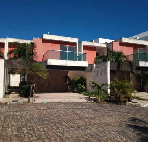 Terreno En Venta, Con 6 Casas Construidas, Solidaridad, Playa Del Carmen, Quintana Roo