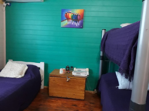 Imagen 5 de 14 de Cabaña El Bubu Ubicada En Rio Capitan Al 1000 A Metros Del Prana De Las Palmas Con Playita Privada Predio Parquizado Unico No Se Comparte 300mts2 Para 6 U 8 Personas Cuenta Con 2 Dormitorios Con Aire