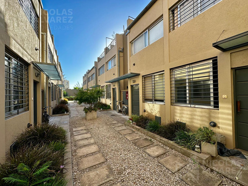 Ph Tipo Duplex 2 Ambientes Ubicado Complejo Con Piscina! Haedo Norte