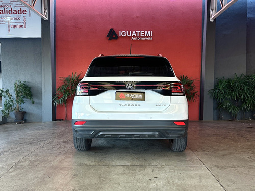 Volkswagen T-Cross 1.0 200 TSI TOTAL FLEX AUTOMÁTICO