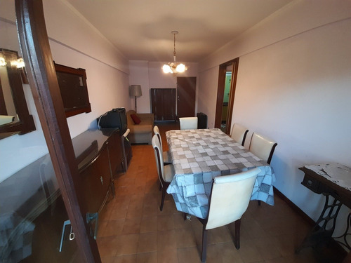 Imagen 2 de 18 de Departamento De 2 Ambientes - Al Frente - Lamadrid 2500
