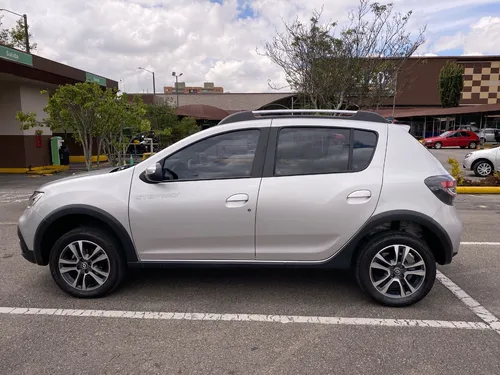 Renault Stepway 1.6 Intens Cvt
