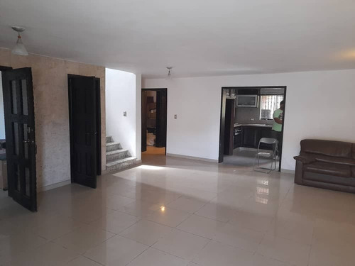 Imagen 5 de 12 de Casa En Venta En Urb Monte Claro