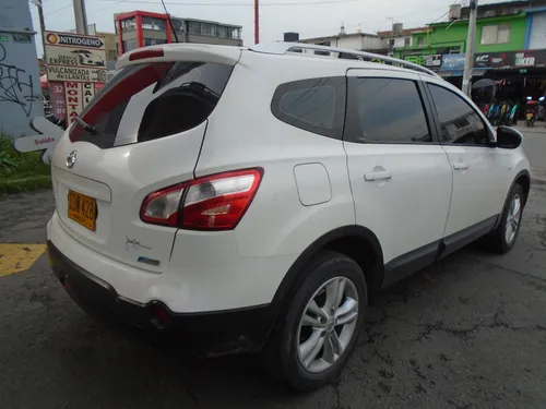 Nissan Qashqai 2.0l 4wd +2 4x2