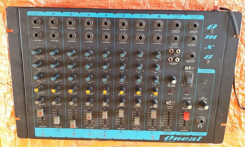 Mesa De Som Oneal Omx-8 / 8 Canais