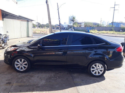 Ford Fiesta Sedan 2012 1.6 16v Se Flex 4p