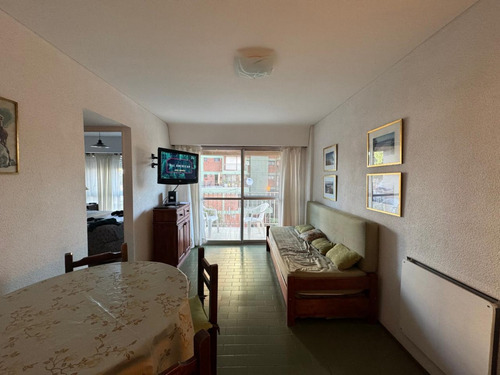 Departamento Dos Ambientes Cerca Del Mar - En Venta - Pinamar