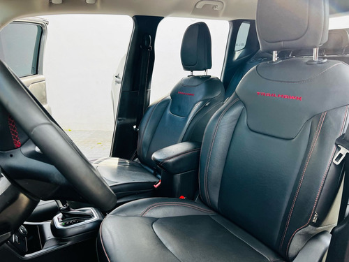 Jeep Renegade 1.3 Trailhawk 4x4 Turbo Flex Aut. (t270) 5p