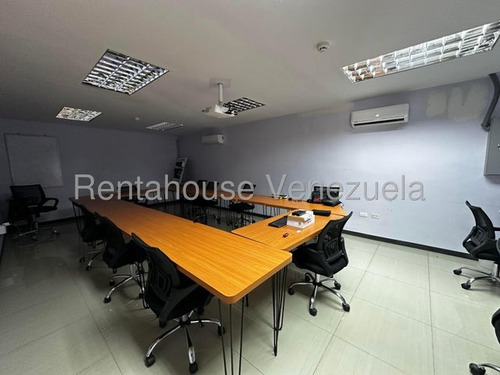 Galpon En Venta En La Zona Industrial Ii 25-8789 Yc