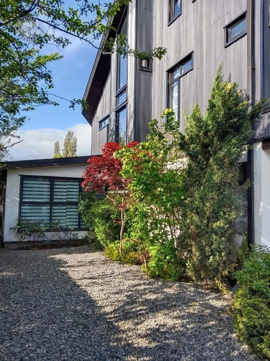 Imagen 2 de 20 de Casa En Venta De 6 Dorm. En Valdivia
