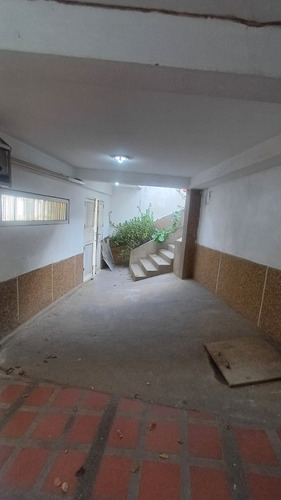Casa De 4 Hab Y 4 Baños