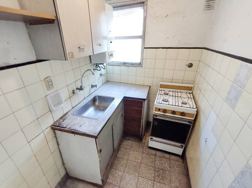 Imagen 6 de 19 de Venta De Departamento De 2 Ambientes Con Balcón En Constitución