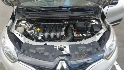 Renault Captur 2.0 Intens Automática