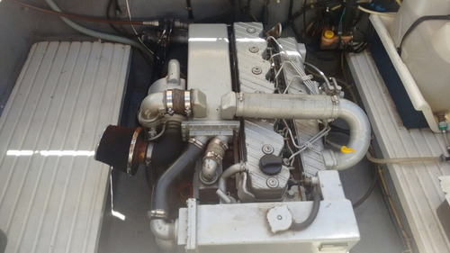 Magnum Offshore 29 Mwm Sprinter 200 Hp 1991/2004. Caiera