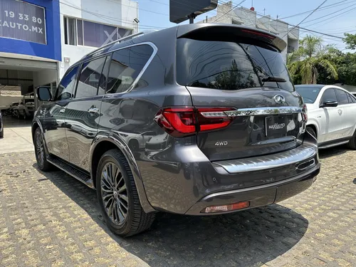 Infiniti QX80 5.6l Perfection 7 Pasajeros At