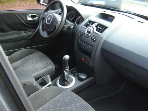 Renault Megane Grand Tour Dyn 1.6 Flex